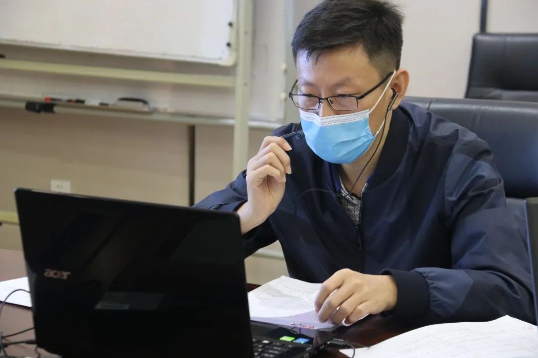 郭教授.jpg