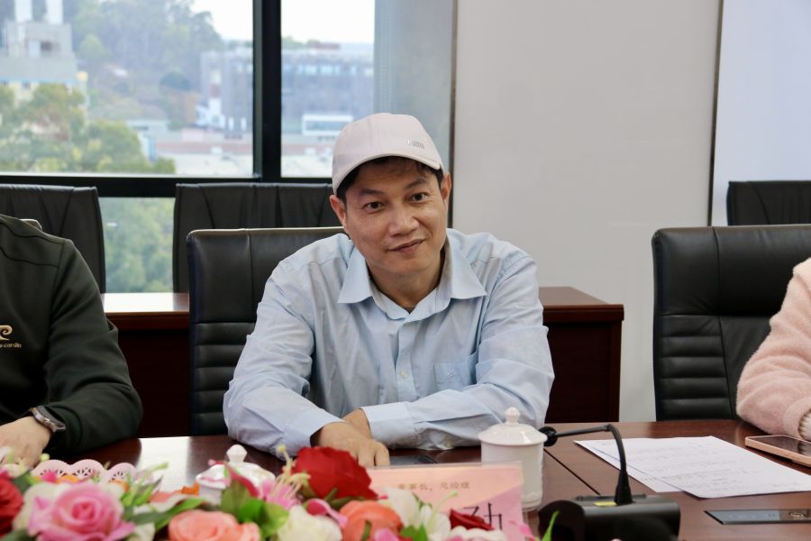 陈总.jpg