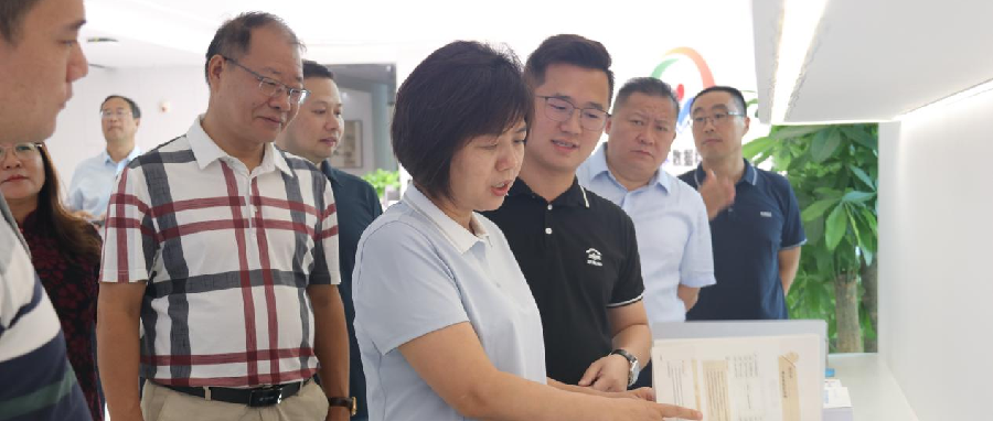 河南省信阳市副市长郑云一行领导莅临职教桥调研交流